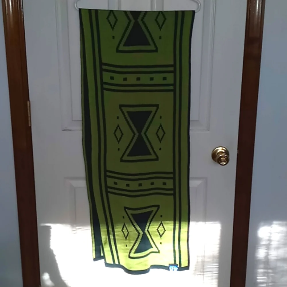 WE DON'T TALK ABOUT THIS SCARF - Picture 1 of 3
